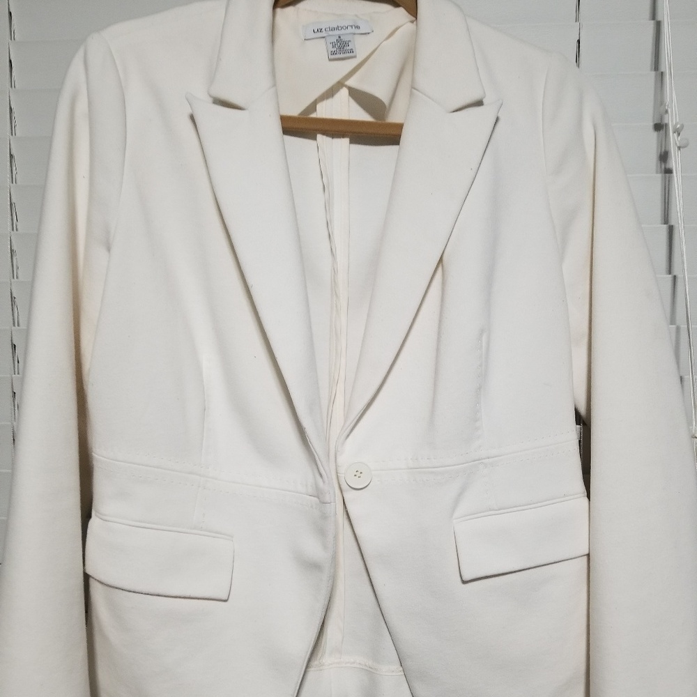 Liz Claiborne White/ Cream Blazer